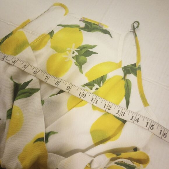 Lemon print faux wrap dress with spaghetti strap - Picture 3 of 8